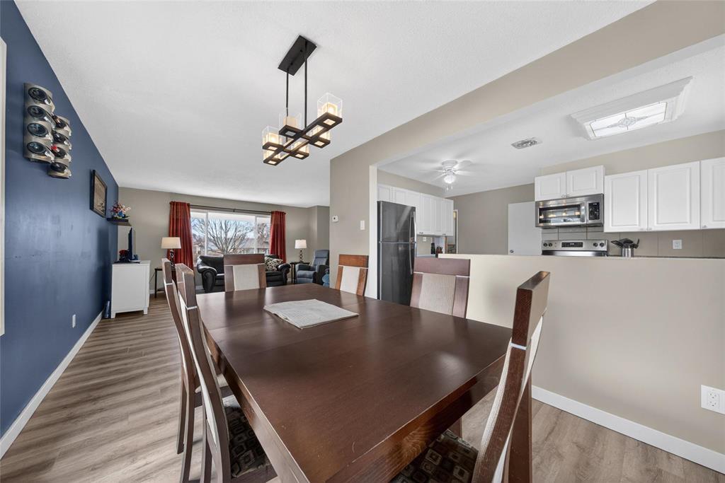 47 Manorview Close, Winnipeg, Manitoba  R2P 0B4 - Photo 7 - 202609696