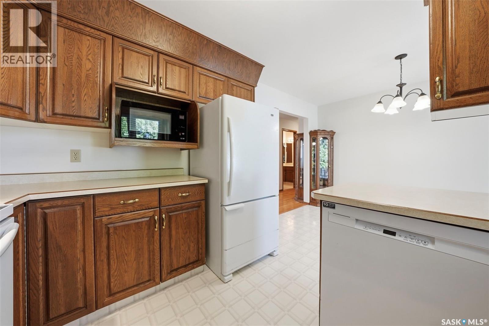 219 Bronson Way, Saskatoon, Saskatchewan  S7J 5C9 - Photo 14 - SK034837