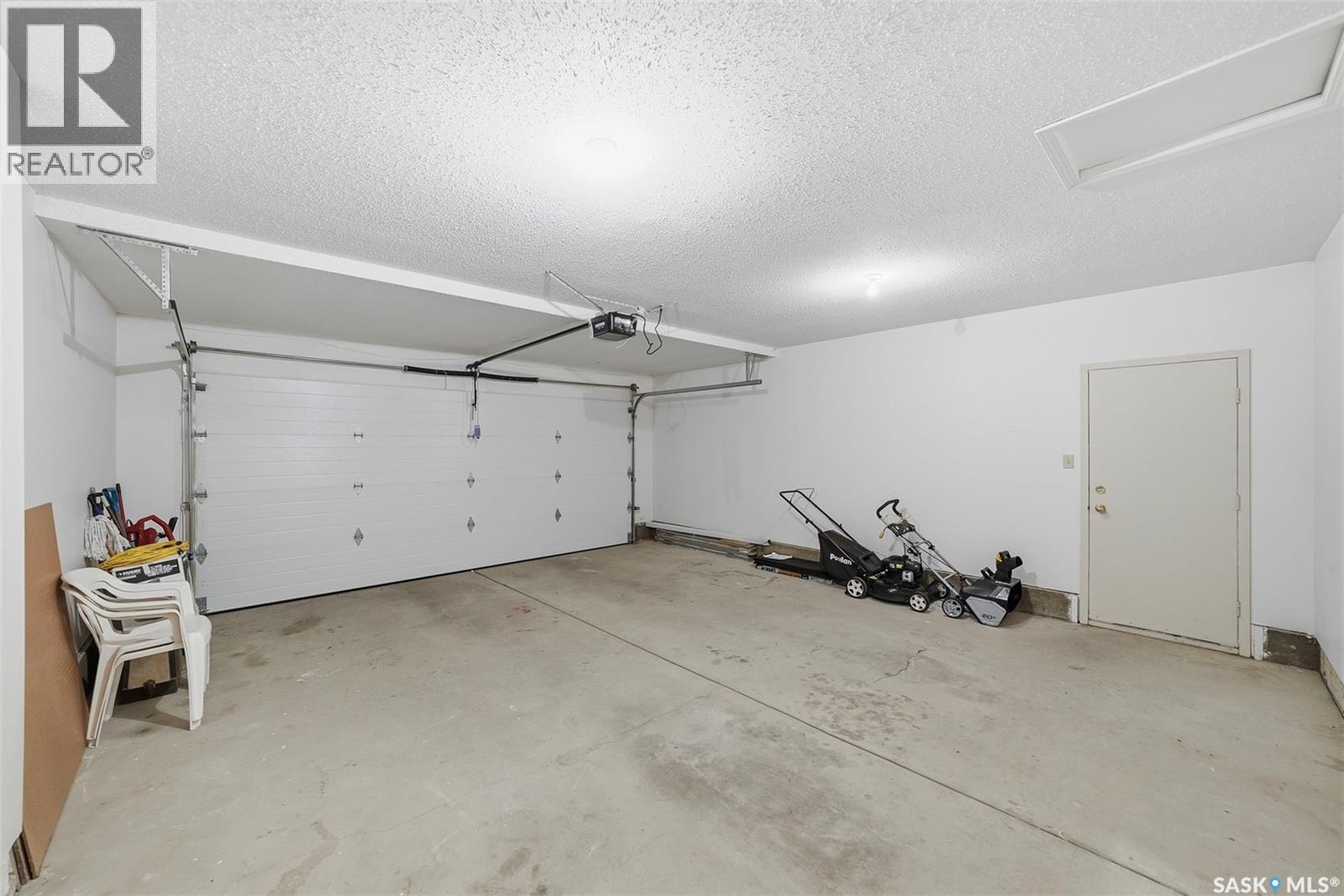 219 Bronson Way, Saskatoon, Saskatchewan  S7J 5C9 - Photo 24 - SK034837