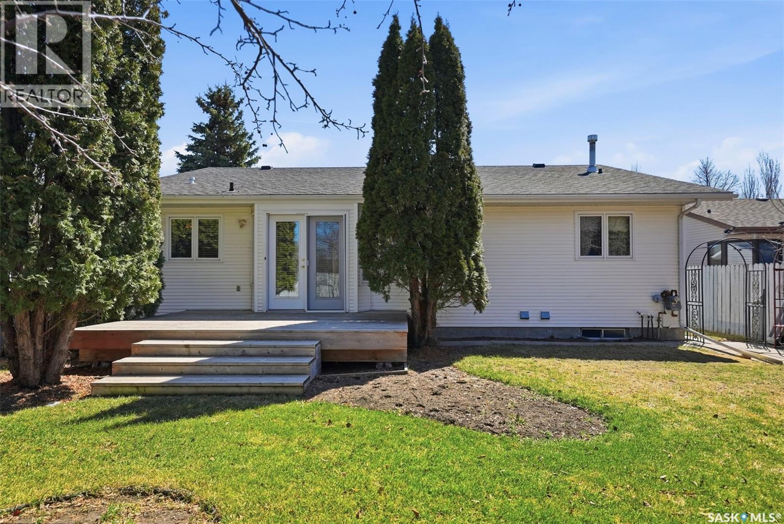 219 Bronson Way, Saskatoon, Saskatchewan  S7J 5C9 - Photo 27 - SK034837