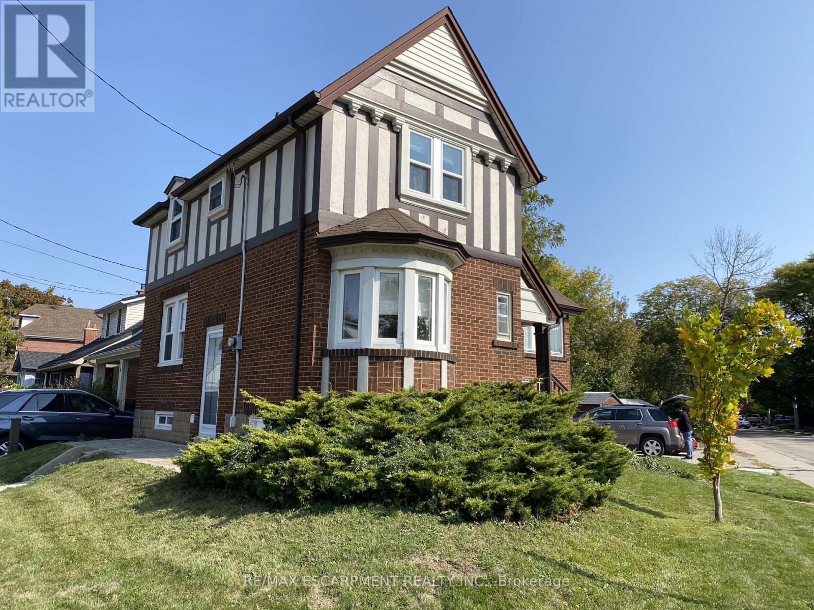184 ARKELL STREET, Hamilton, Ontario