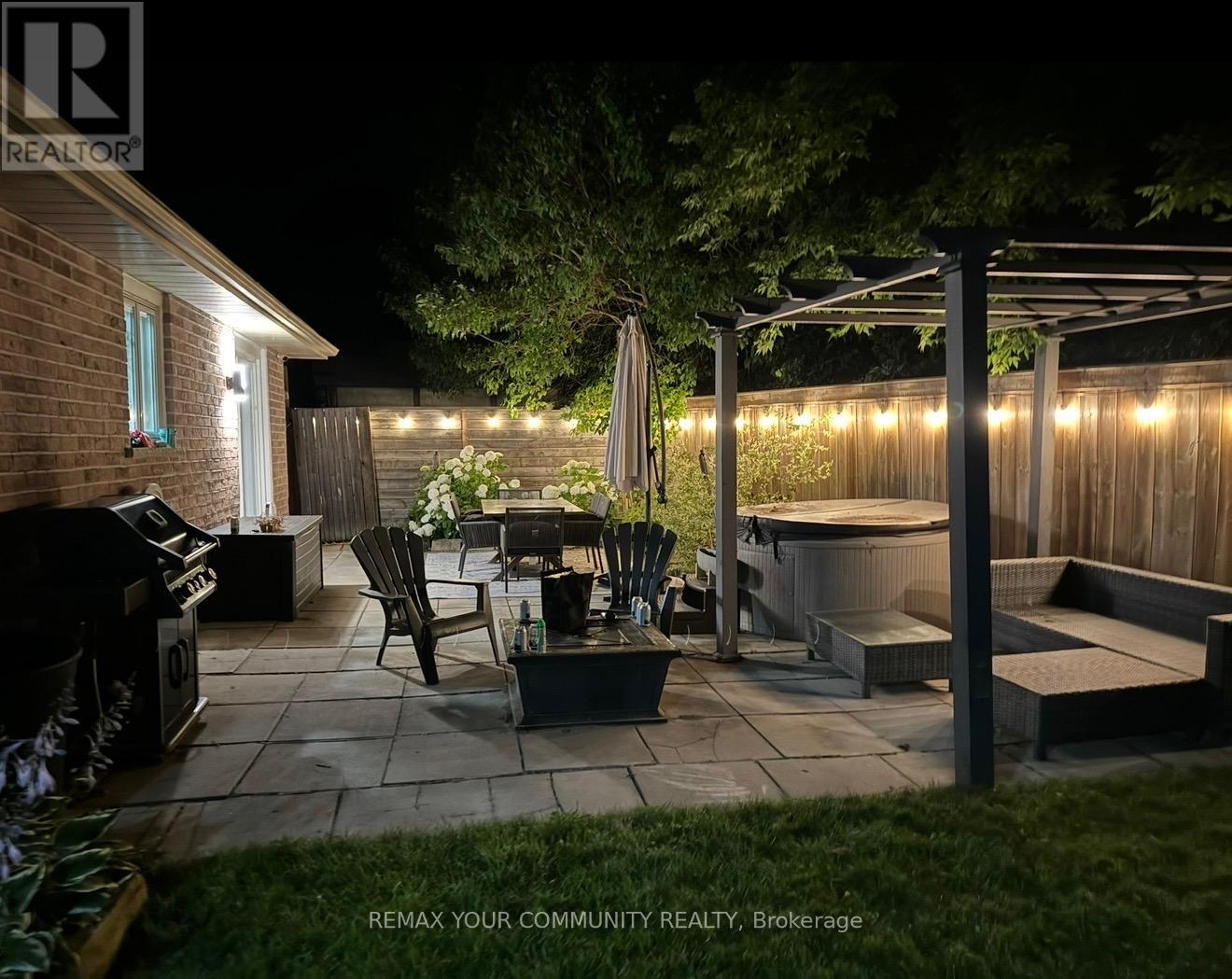17 Fox Run Lane, Bradford West Gwillimbury, Ontario  L3Z 2J1 - Photo 37 - N13035026