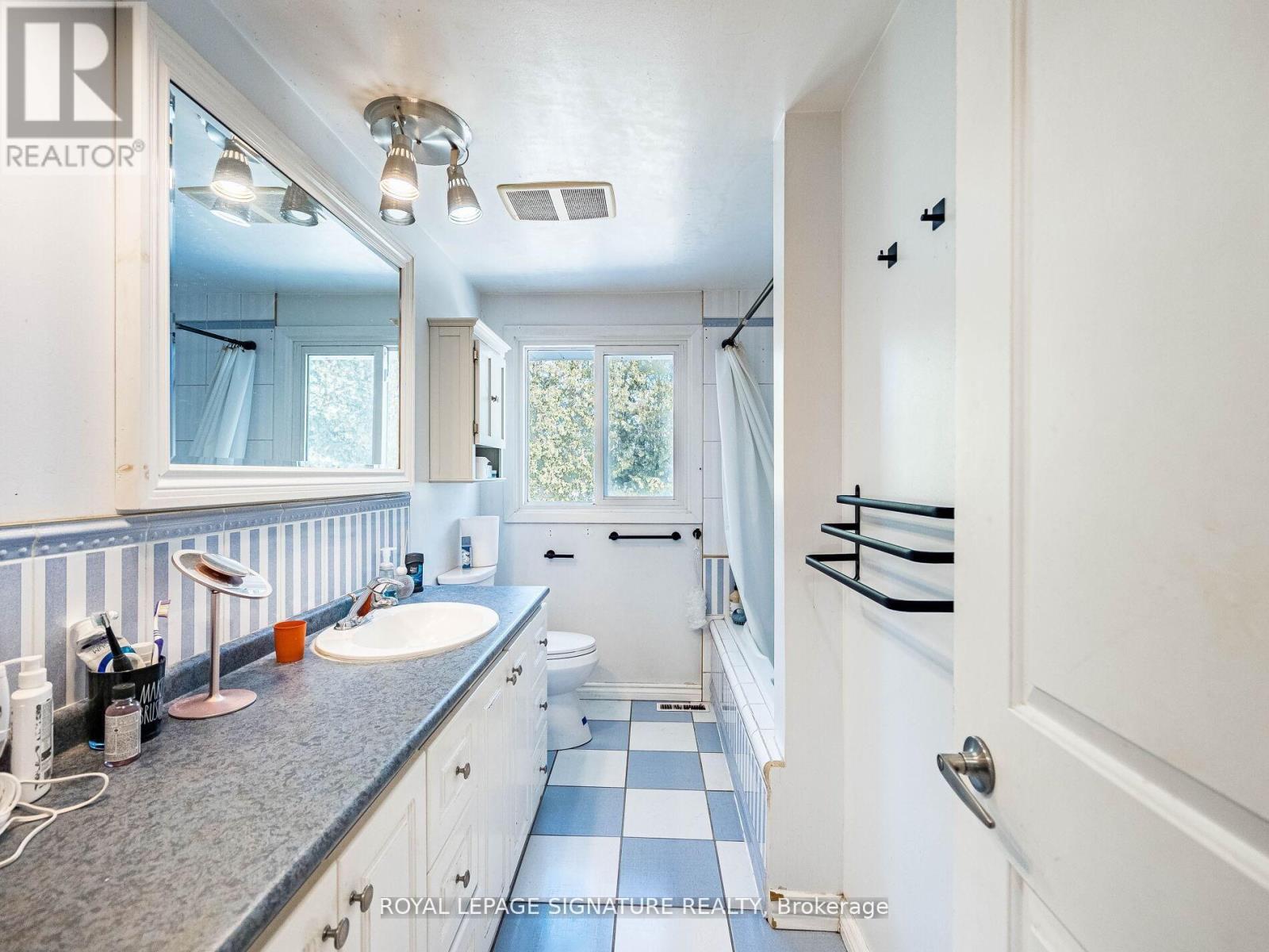 16 Alderwood Crescent, Cambridge, Ontario  N1S 3T1 - Photo 26 - X12963580