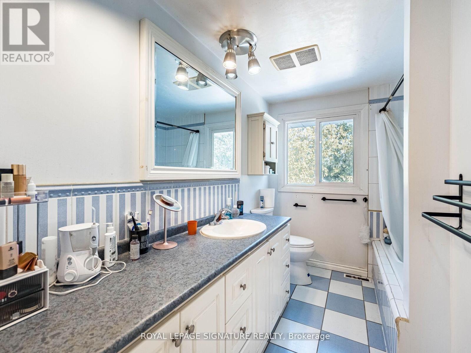 16 Alderwood Crescent, Cambridge, Ontario  N1S 3T1 - Photo 27 - X12963580
