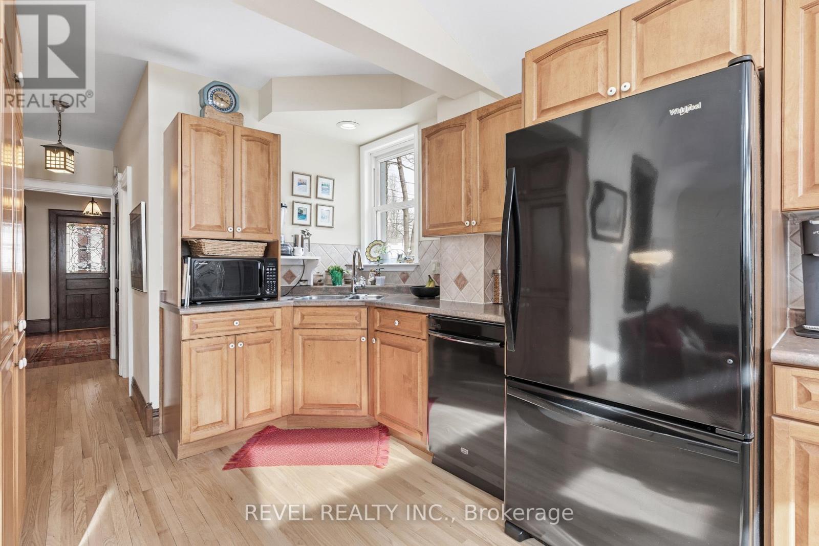 31 Fair Avenue, Kawartha Lakes, Ontario  K9V 3P2 - Photo 18 - X12812112