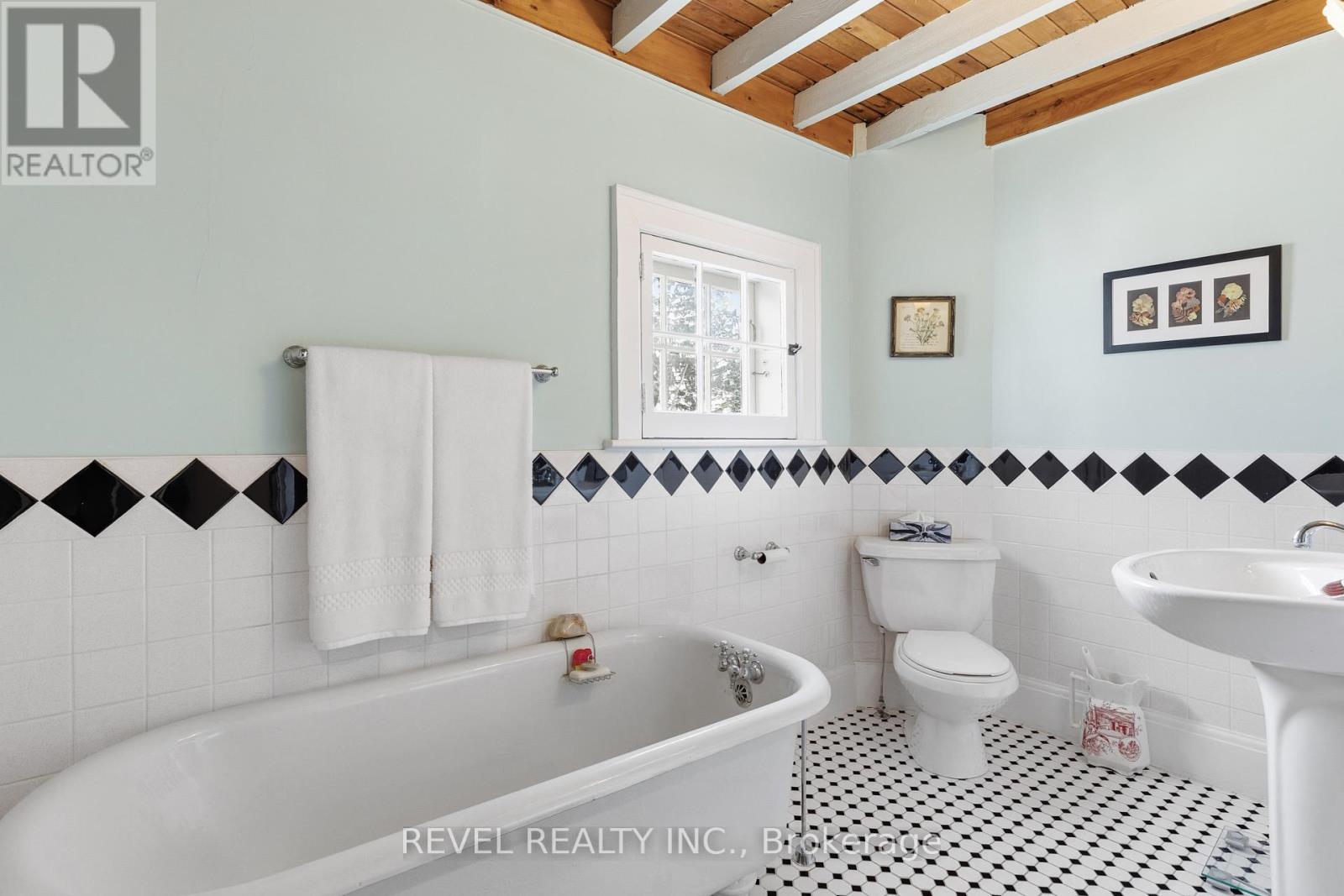 31 Fair Avenue, Kawartha Lakes, Ontario  K9V 3P2 - Photo 35 - X12812112