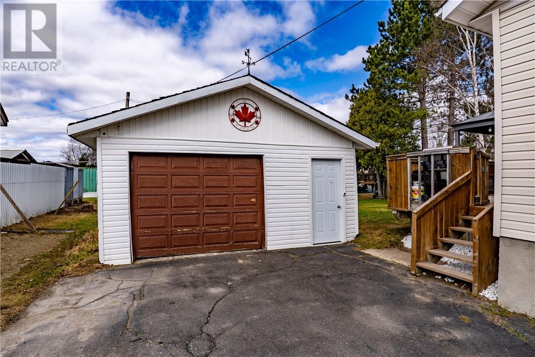4307 Notre Dame Avenue, Hanmer, Ontario  P3P 1L3 - Photo 23 - 2127580