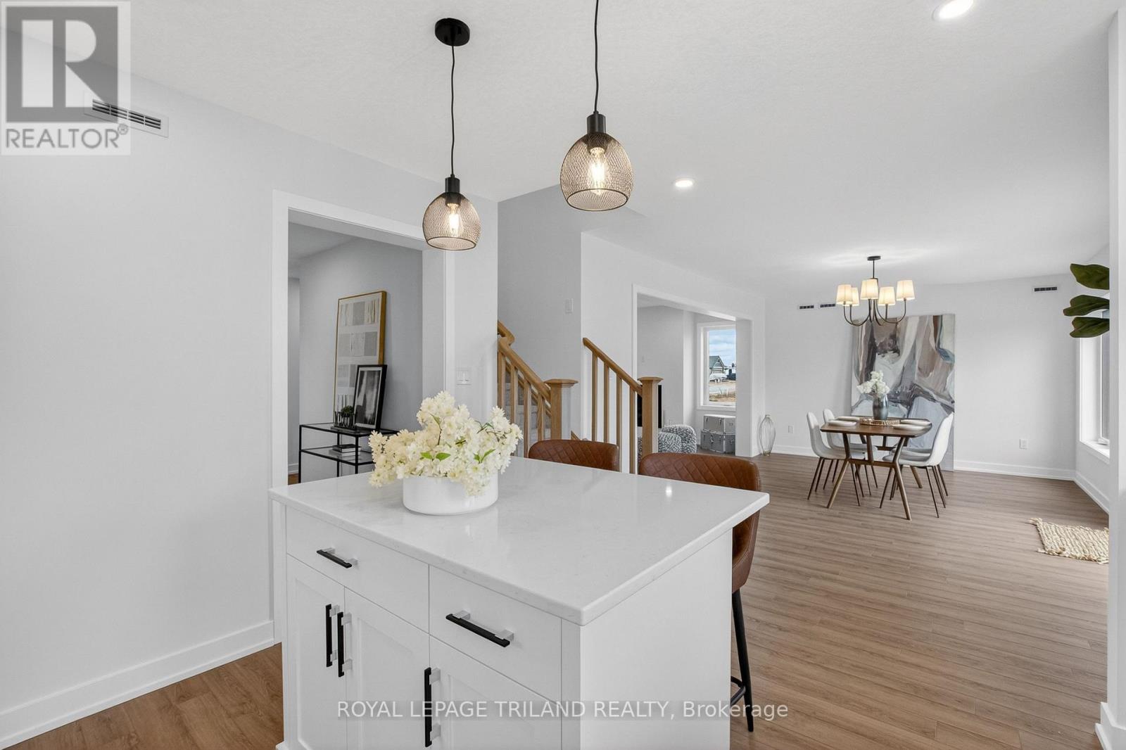 94 Styles Drive, St. Thomas, Ontario  N5R 0N8 - Photo 14 - X12454220