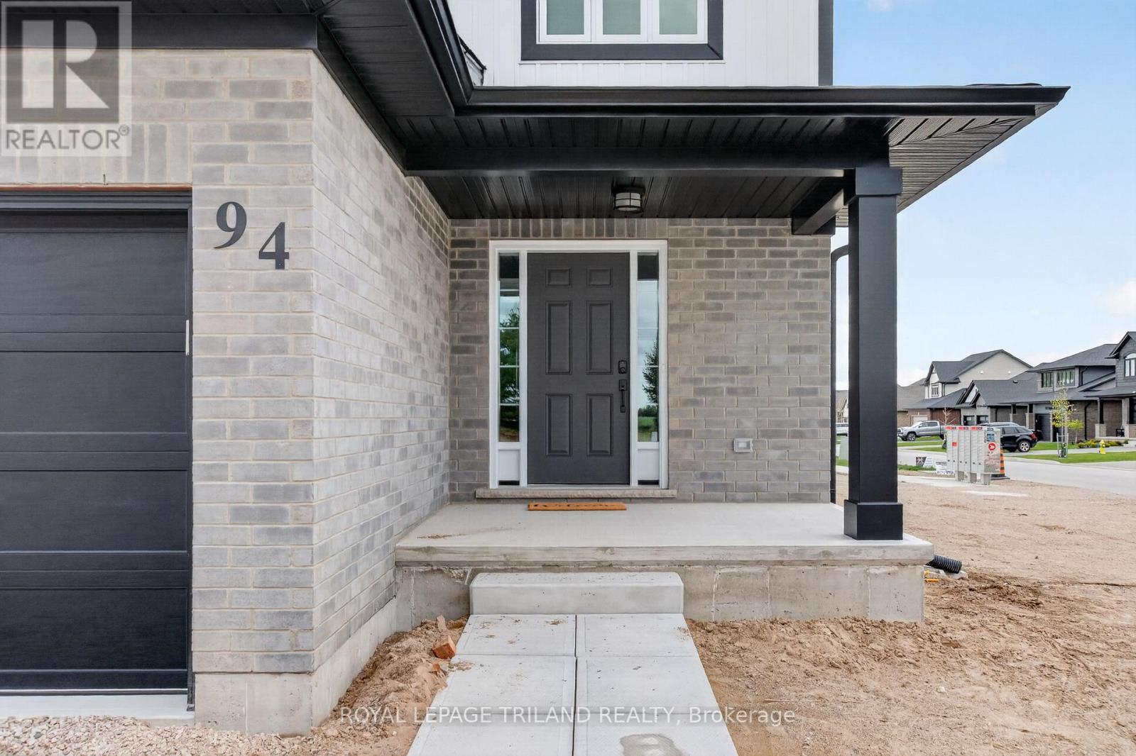 94 Styles Drive, St. Thomas, Ontario  N5R 0N8 - Photo 3 - X12454220