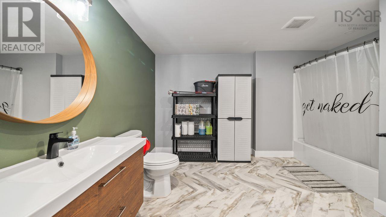 27 Earl Court, Porters Lake, Nova Scotia  B3E 1H8 - Photo 13 - 202603926