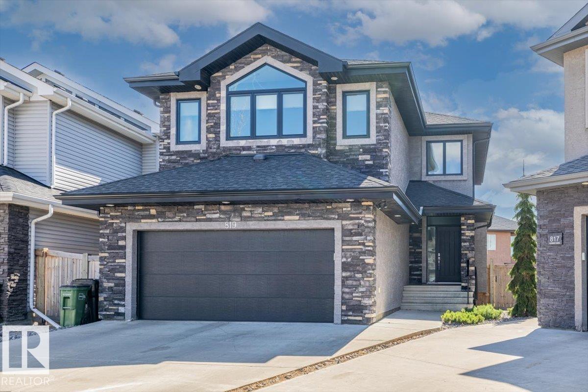 819 ALBANY CV NW, edmonton, Alberta