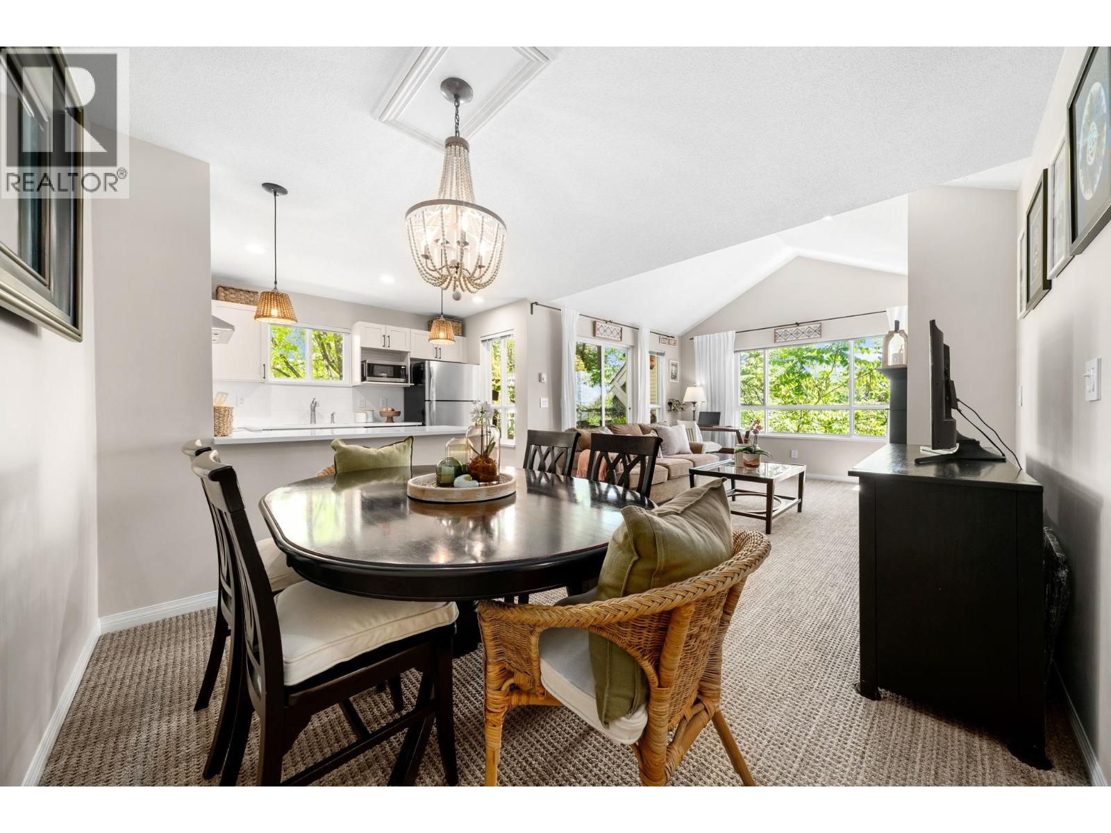 303 365 E 1st Street, North Vancouver, British Columbia  V7L 4W5 - Photo 10 - R3119549