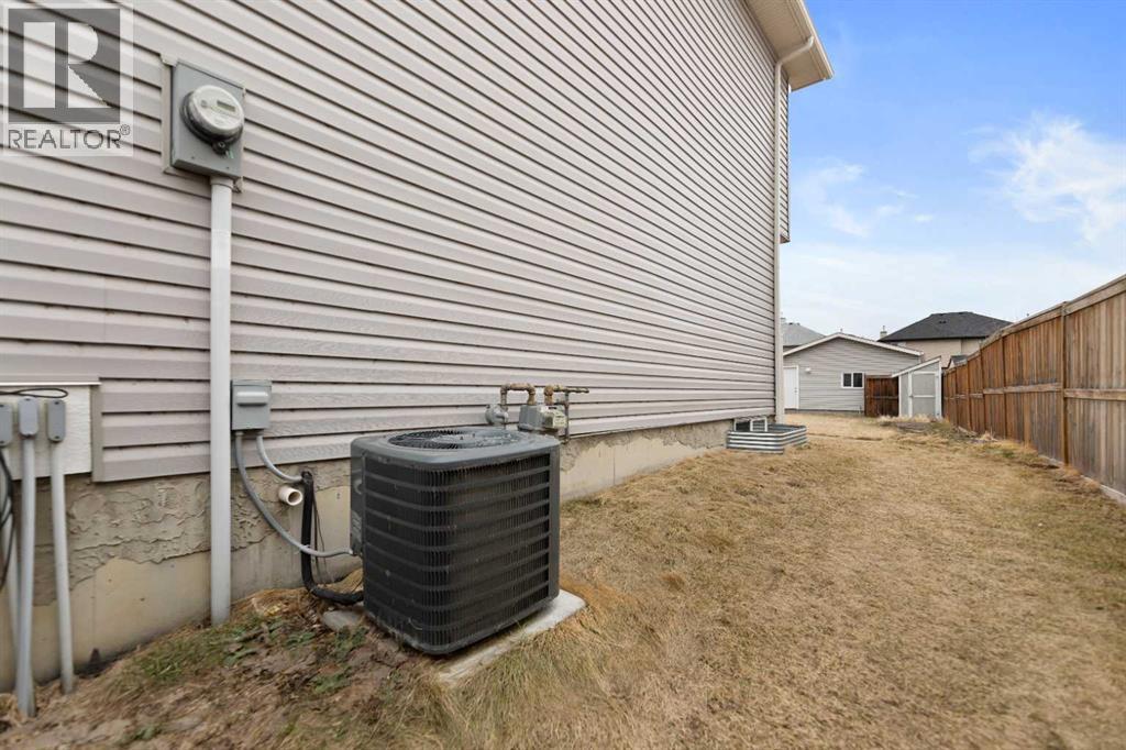 116 Saddlebrook Common NE, Calgary, Alberta  T3J 5M4 - Photo 30 - A2302339