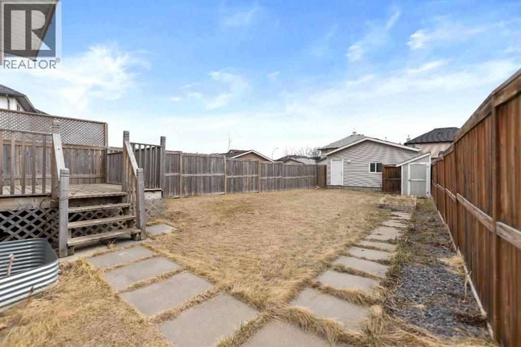 116 Saddlebrook Common NE, Calgary, Alberta  T3J 5M4 - Photo 3 - A2302339
