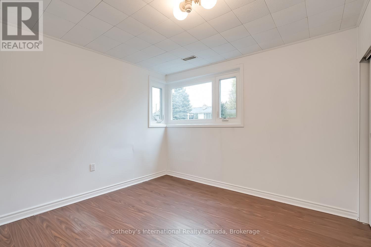 272 Pinehurst Drive, Oakville, Ontario  L6J 4X3 - Photo 14 - W13095172