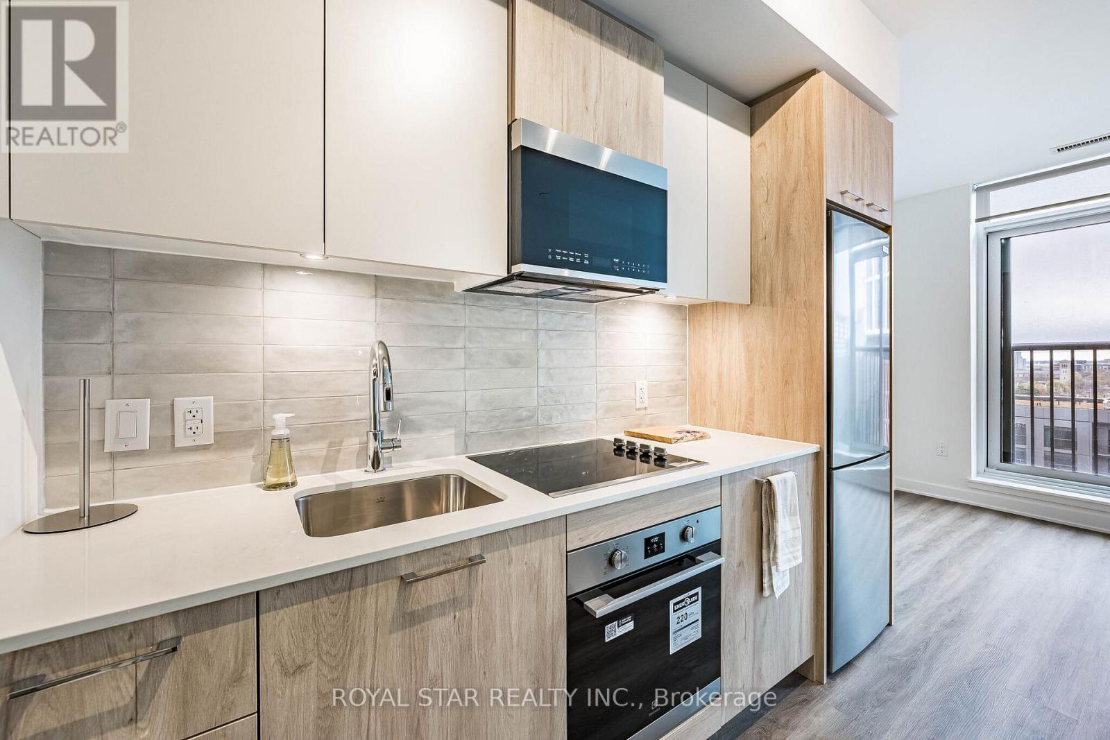 815 - 30 Dreamers Way, Toronto, Ontario  M5A 0Y7 - Photo 11 - C12939148
