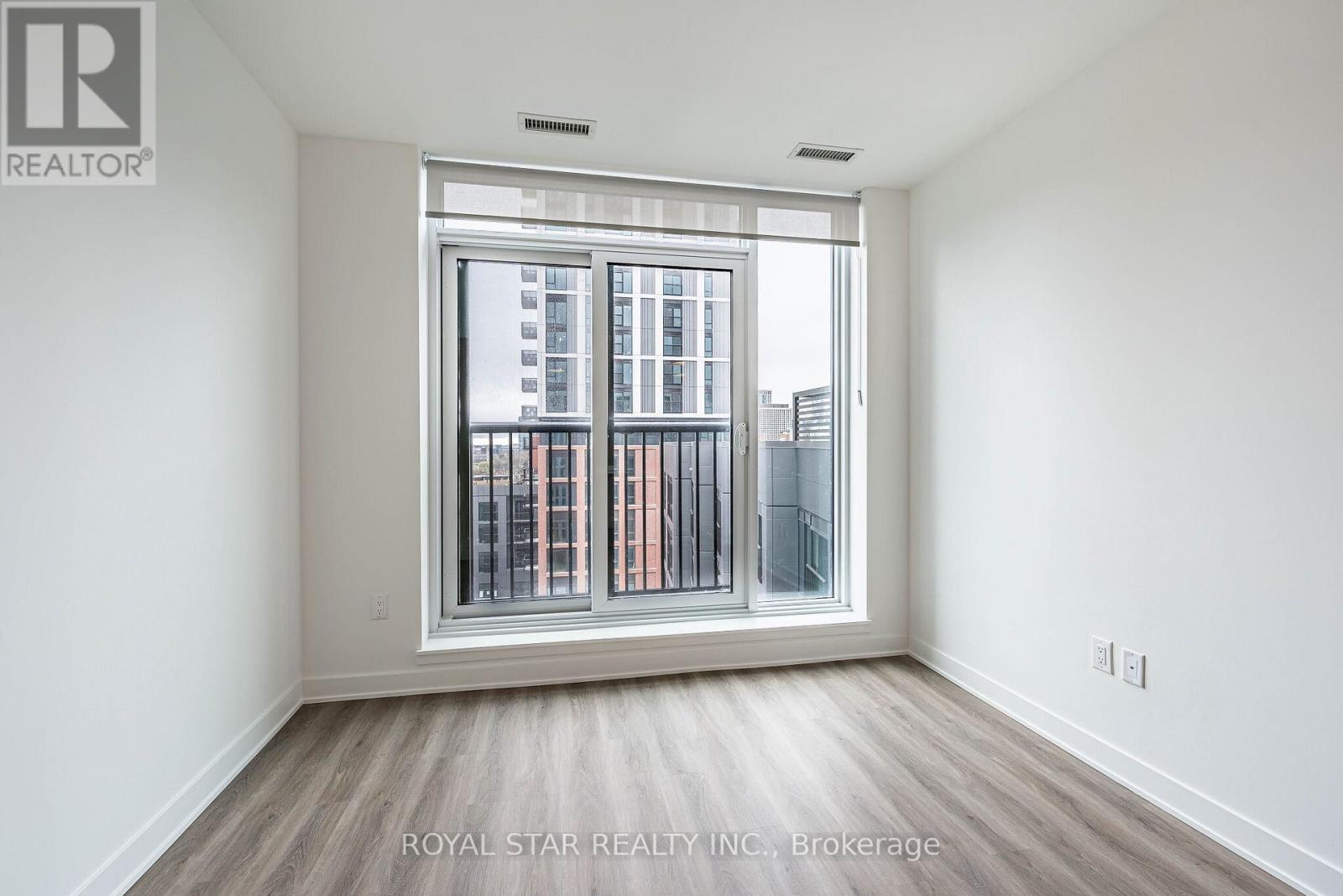 815 - 30 Dreamers Way, Toronto, Ontario  M5A 0Y7 - Photo 13 - C12939148