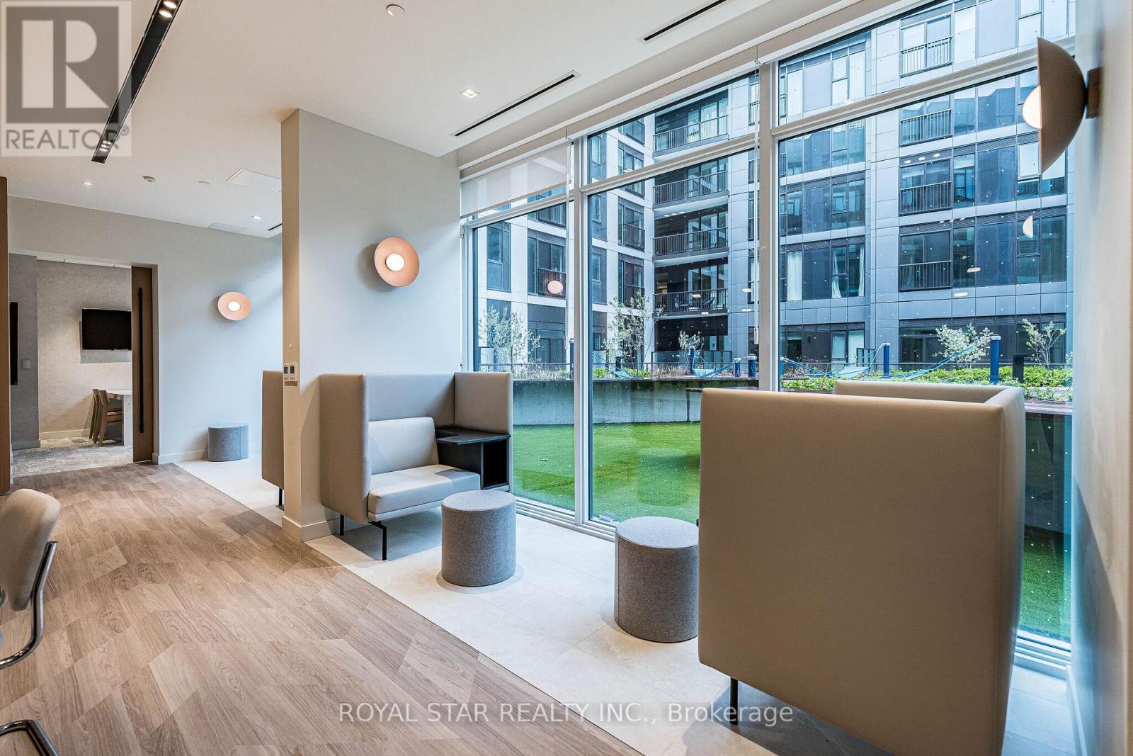 815 - 30 Dreamers Way, Toronto, Ontario  M5A 0Y7 - Photo 34 - C12939148