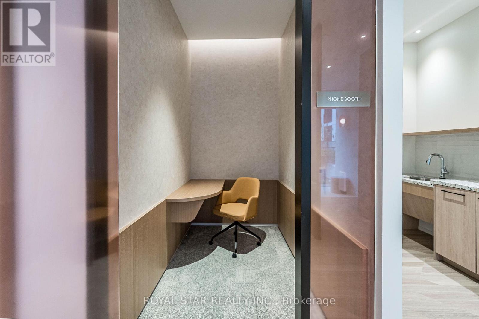 815 - 30 Dreamers Way, Toronto, Ontario  M5A 0Y7 - Photo 32 - C12939148