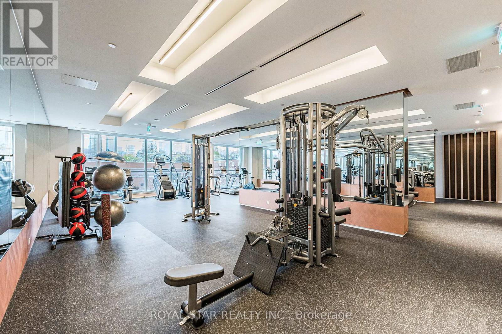 815 - 30 Dreamers Way, Toronto, Ontario  M5A 0Y7 - Photo 47 - C12939148