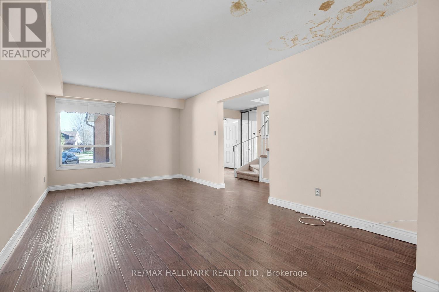 16 Shelbourne Court, Brampton, Ontario  L6Z 1C2 - Photo 12 - W13085752