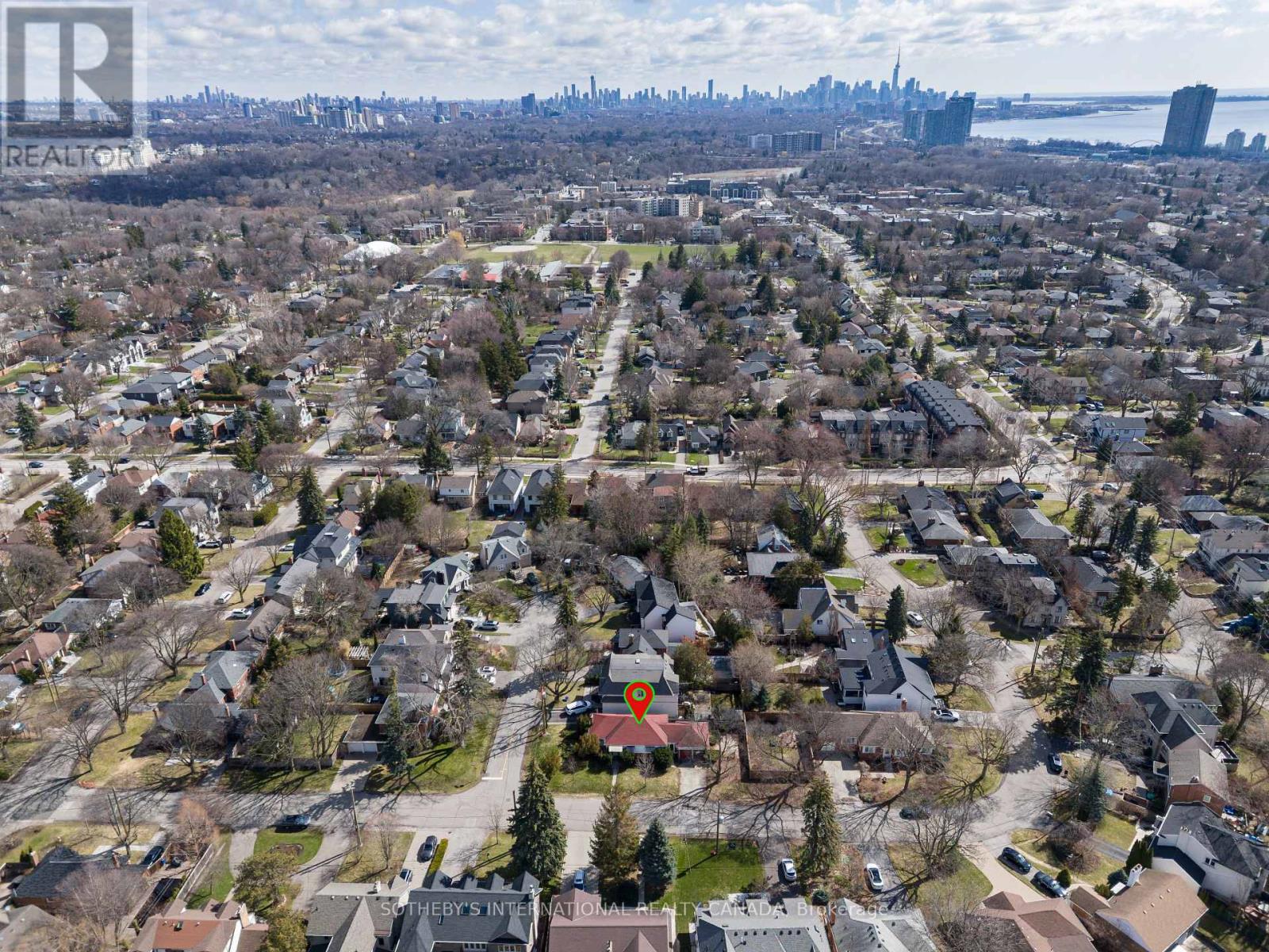 47 Grenview Boulevard S, Toronto, Ontario  M8Y 3R9 - Photo 33 - W13093226