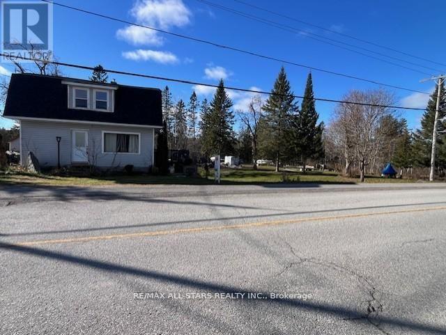 211 Burnt River Road, Kawartha Lakes, Ontario  K0M 1C0 - Photo 2 - X12782122