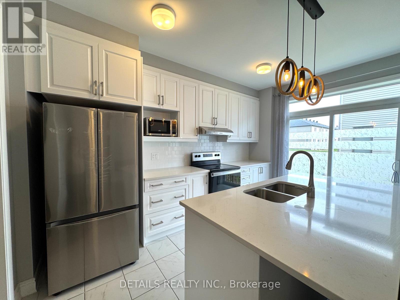 557 Flagstaff Drive, Ottawa, Ontario  K2J 6T5 - Photo 10 - X13091544