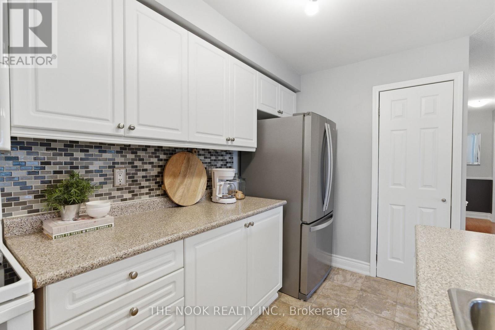 107 - 91 Aspen Springs Drive, Clarington, Ontario  L1C 5J9 - Photo 10 - E13094950