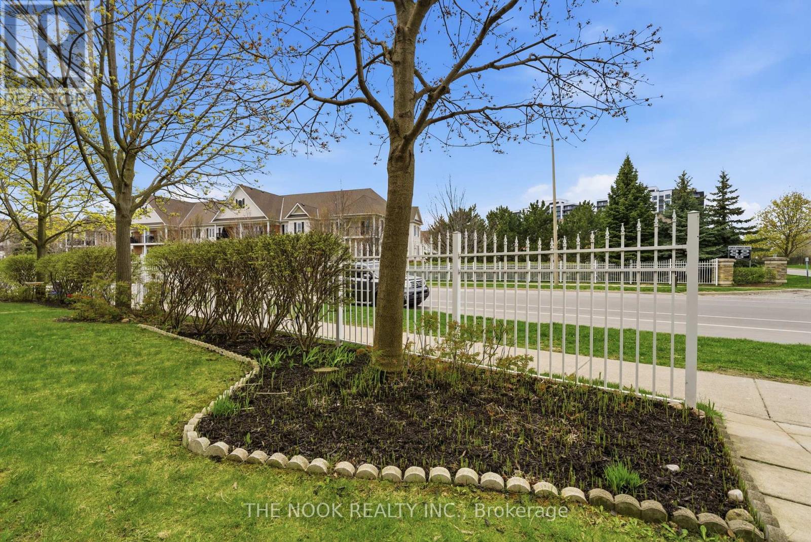 107 - 91 Aspen Springs Drive, Clarington, Ontario  L1C 5J9 - Photo 35 - E13094950