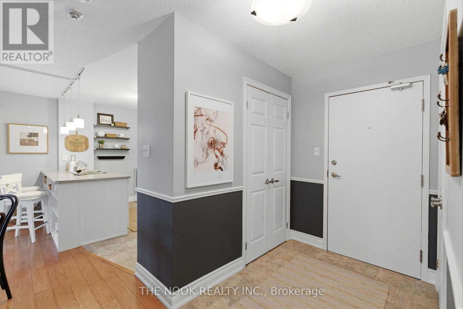 107 - 91 Aspen Springs Drive, Clarington, Ontario  L1C 5J9 - Photo 4 - E13094950