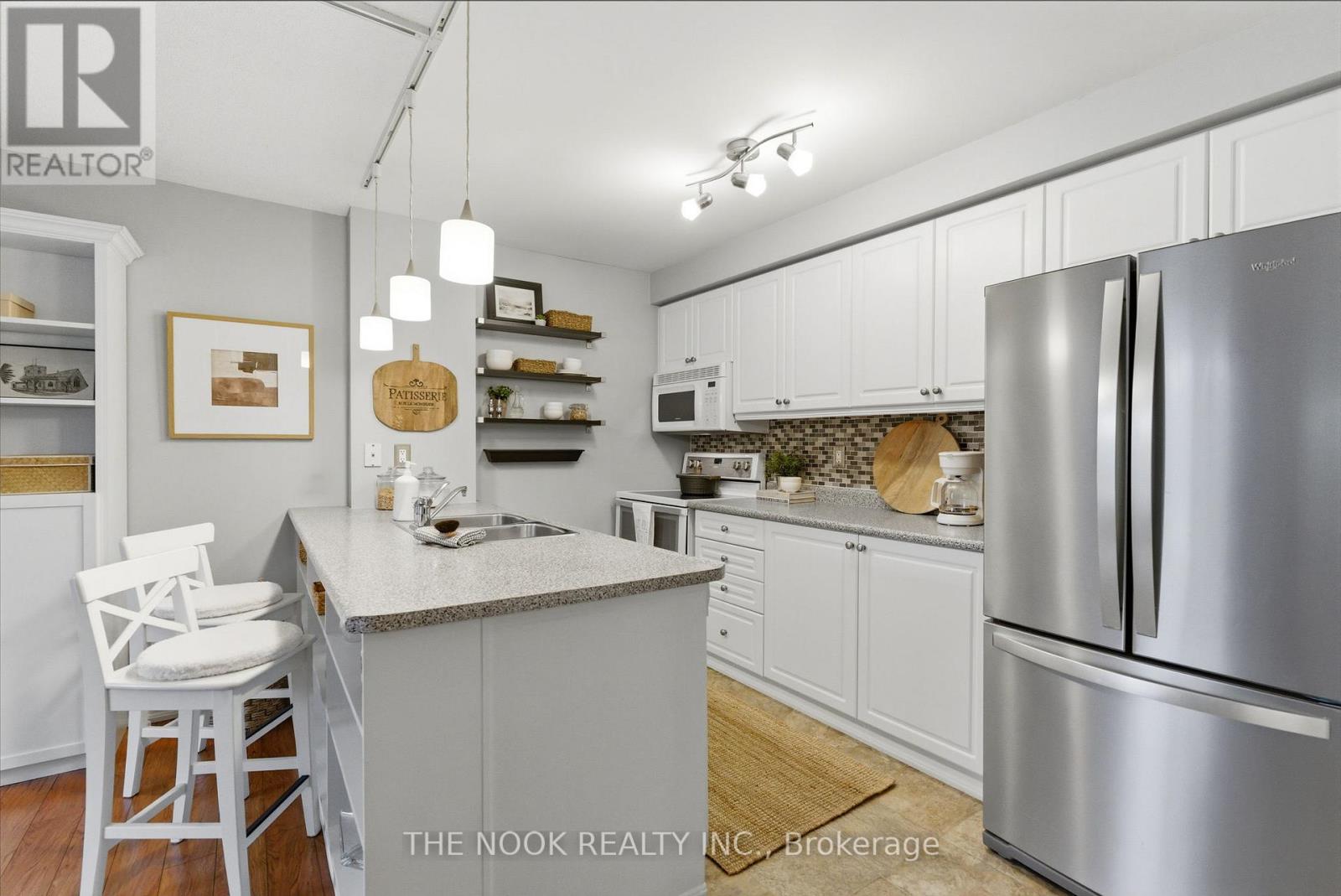 107 - 91 Aspen Springs Drive, Clarington, Ontario  L1C 5J9 - Photo 5 - E13094950