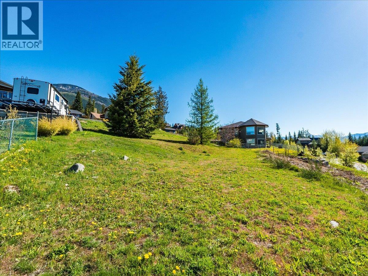 6759 Eagleview Lane, Nelson, British Columbia  V1L 6W6 - Photo 5 - 10381435