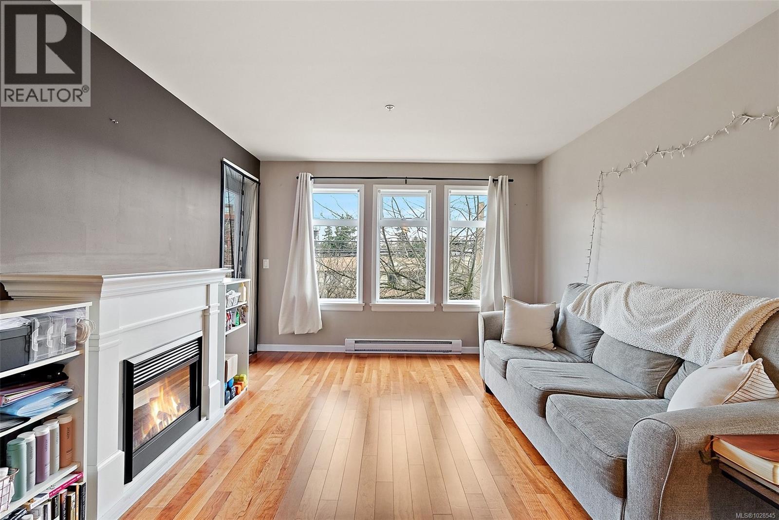 306 655 Goldstream Ave, Langford, British Columbia  V9B 0G2 - Photo 4 - 1028545