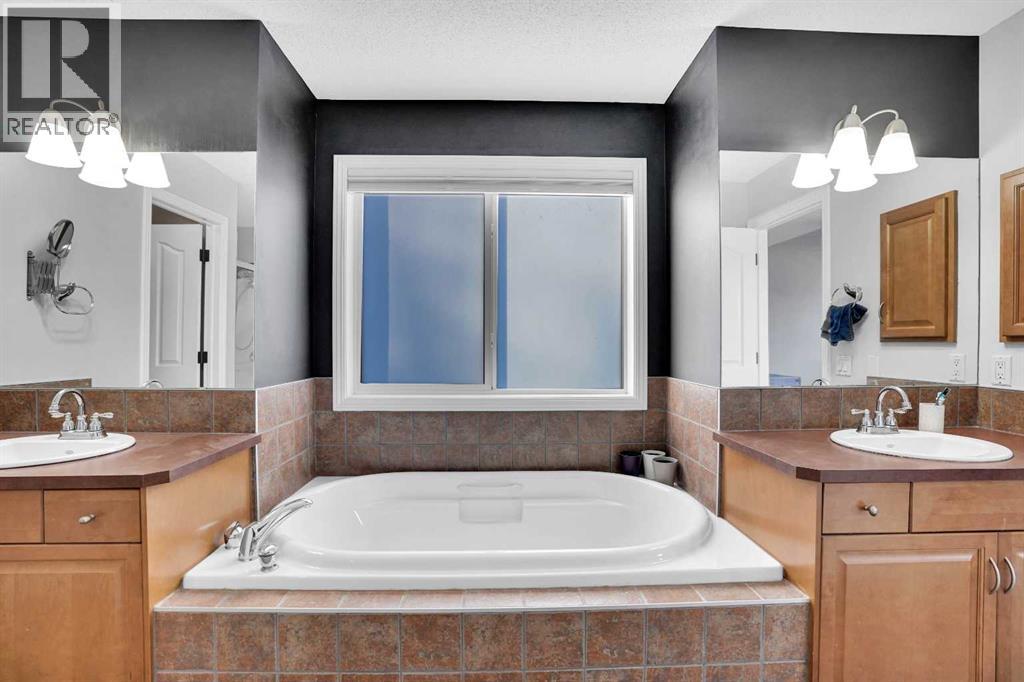 74 Cranleigh Green Se, Calgary, Alberta  T3M 1J2 - Photo 32 - A2278831