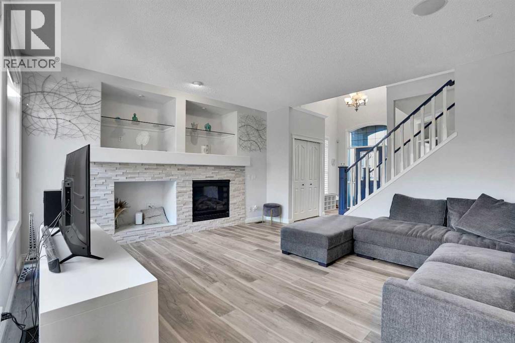 74 Cranleigh Green Se, Calgary, Alberta  T3M 1J2 - Photo 5 - A2278831