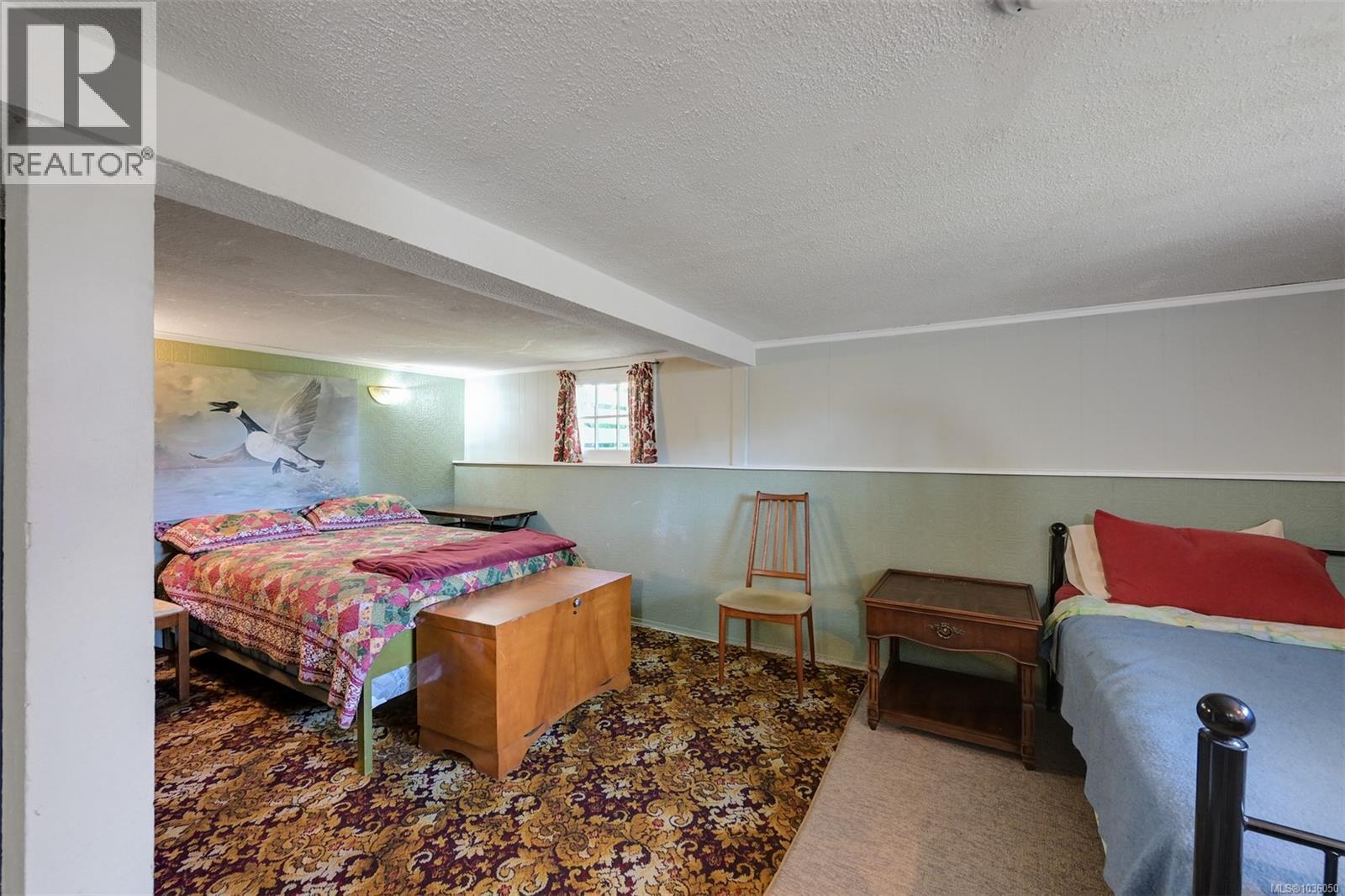 1802 Hollywood Cres, Victoria, British Columbia  V8S 1J5 - Photo 33 - 1036050