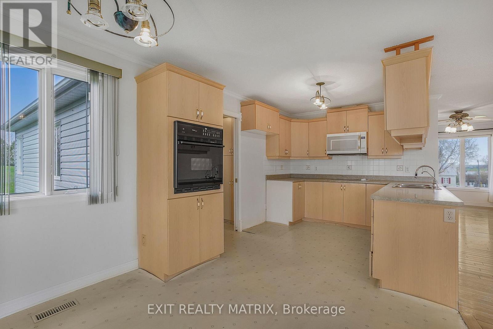 7930 Arthur Lavigne Street, East Hawkesbury, Ontario  K0B 1M0 - Photo 16 - X13095022