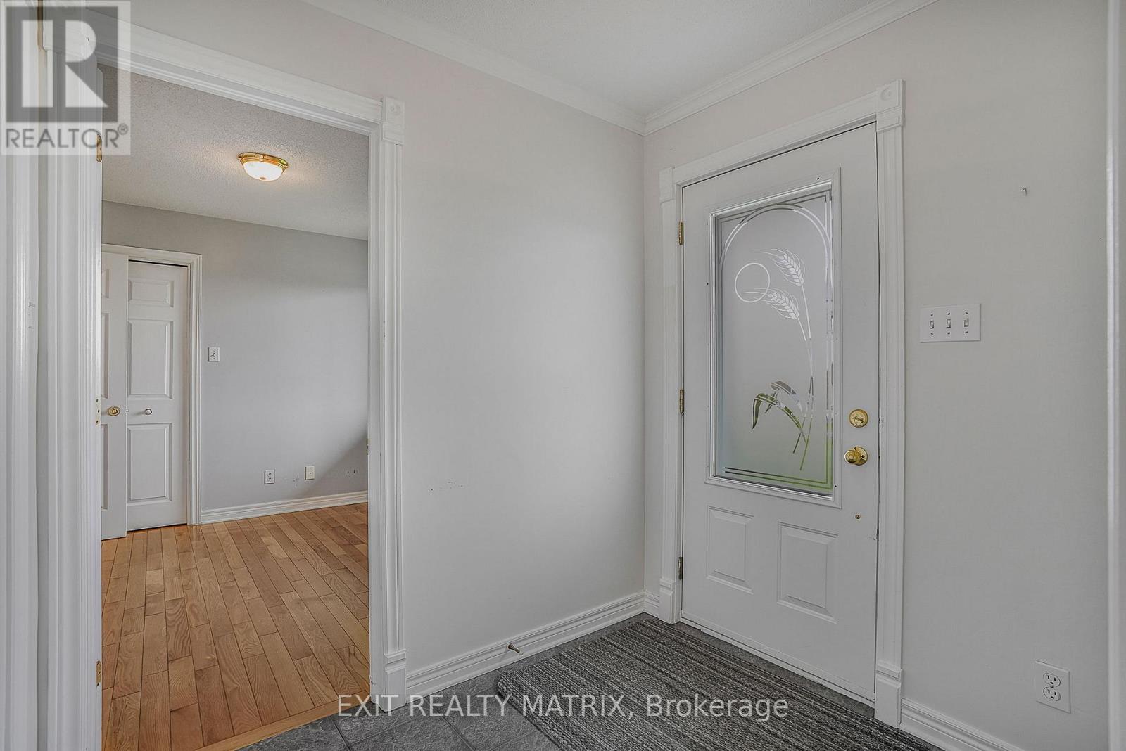 7930 Arthur Lavigne Street, East Hawkesbury, Ontario  K0B 1M0 - Photo 4 - X13095022