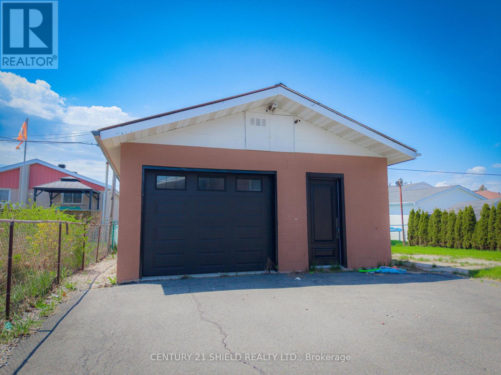 1110 Grand Avenue, Cornwall, Ontario  K6H 4T5 - Photo 3 - X13095246