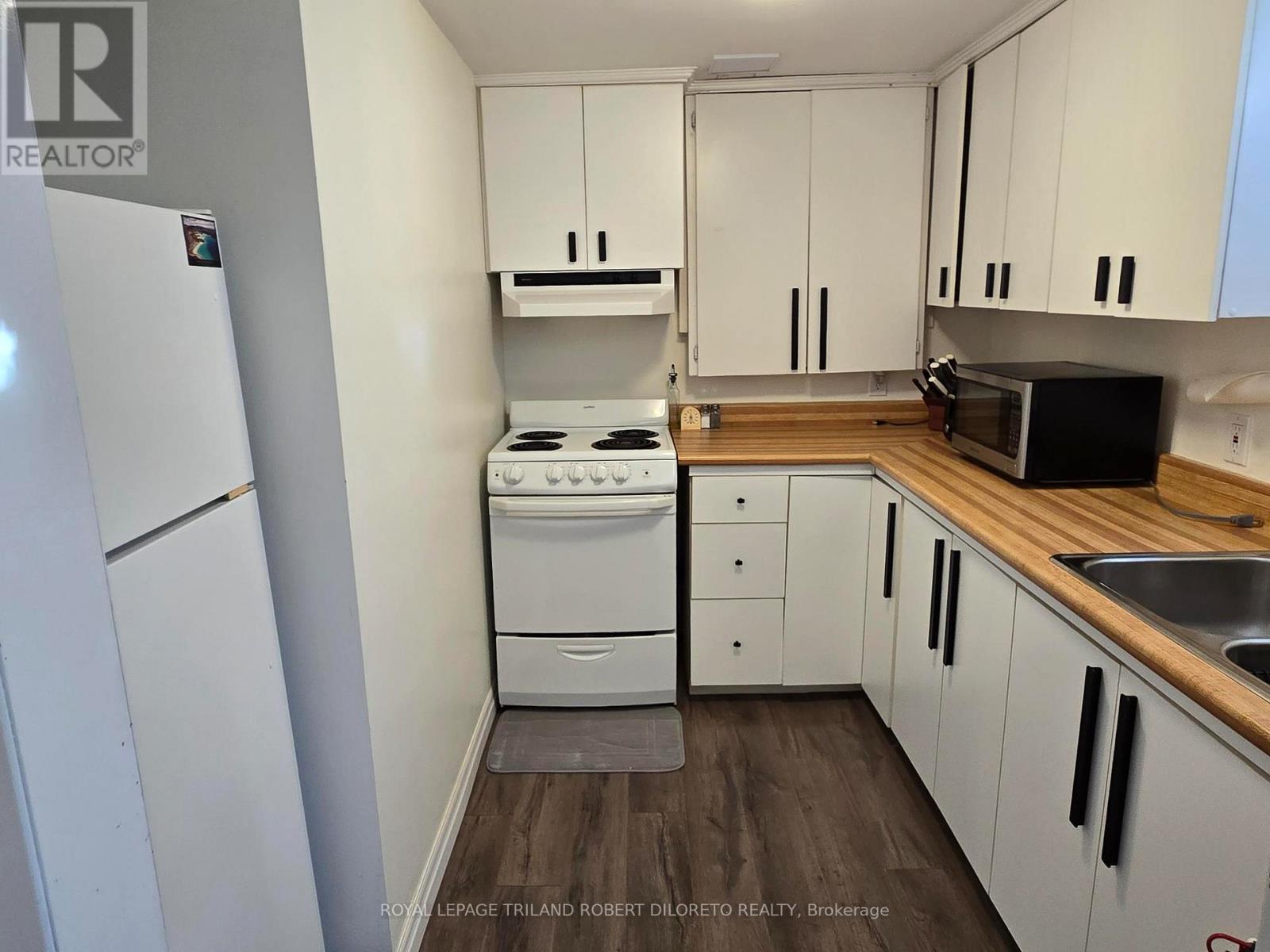 393 Fox Avenue, London North, Ontario  N6G 1H7 - Photo 12 - X13094944