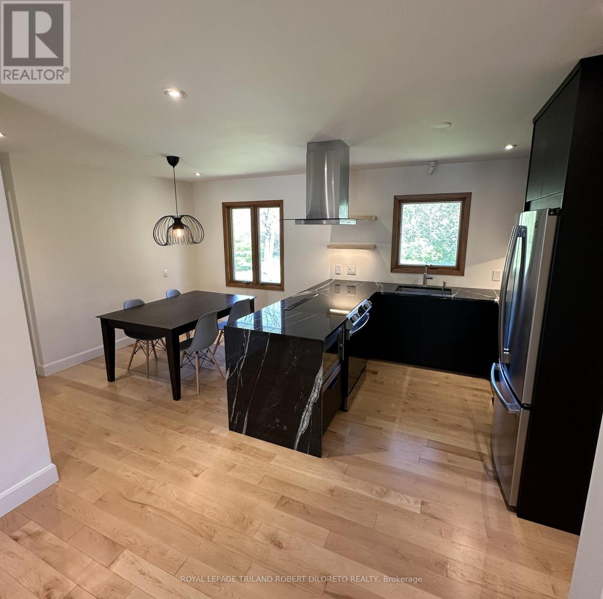 393 Fox Avenue, London North, Ontario  N6G 1H7 - Photo 8 - X13094944