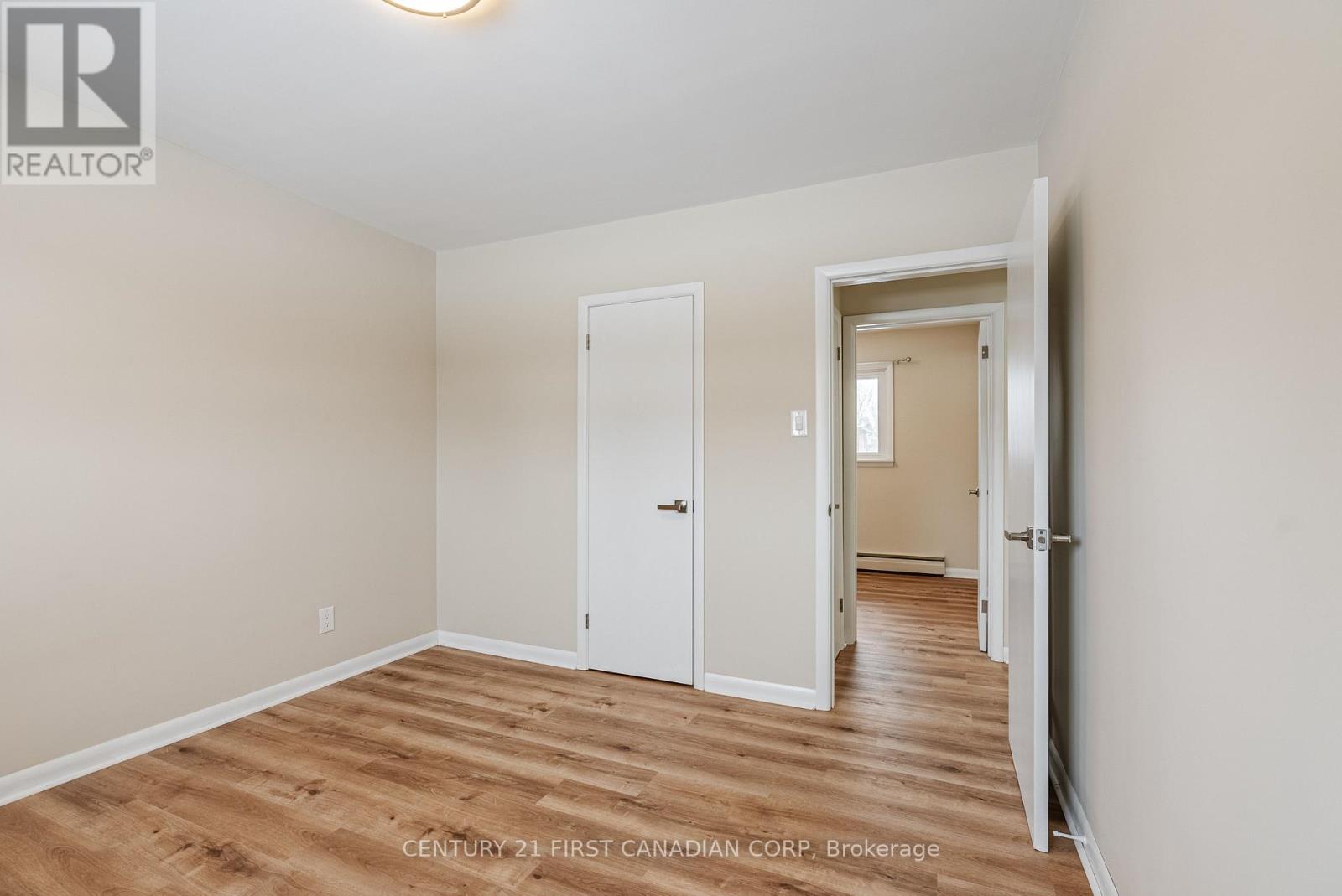 Upper - 177 Myrtle Street, St. Thomas, Ontario  N5R 2G8 - Photo 19 - X13095028