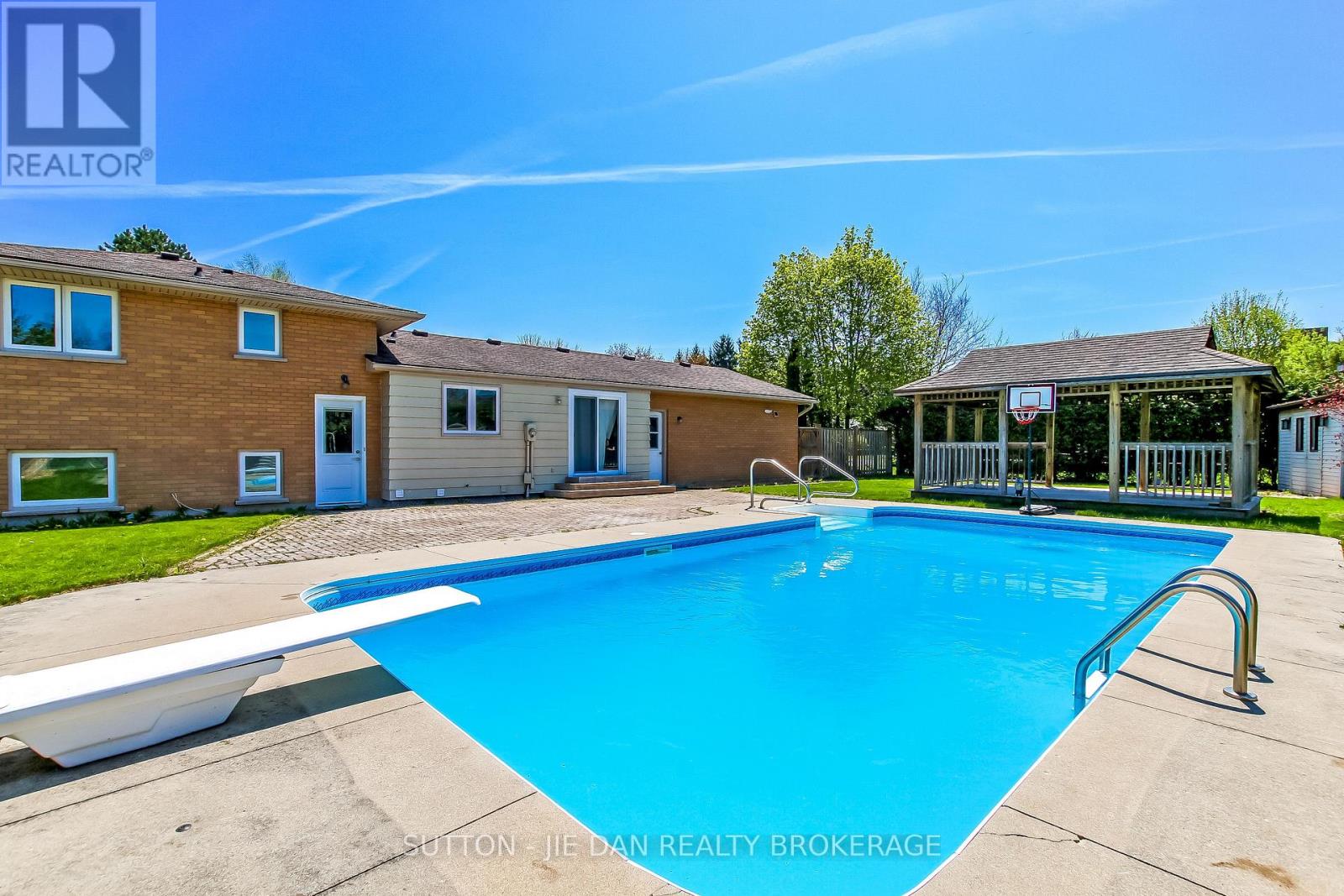 720 Grenfell Drive, London North, Ontario  N5X 2C5 - Photo 27 - X13095098