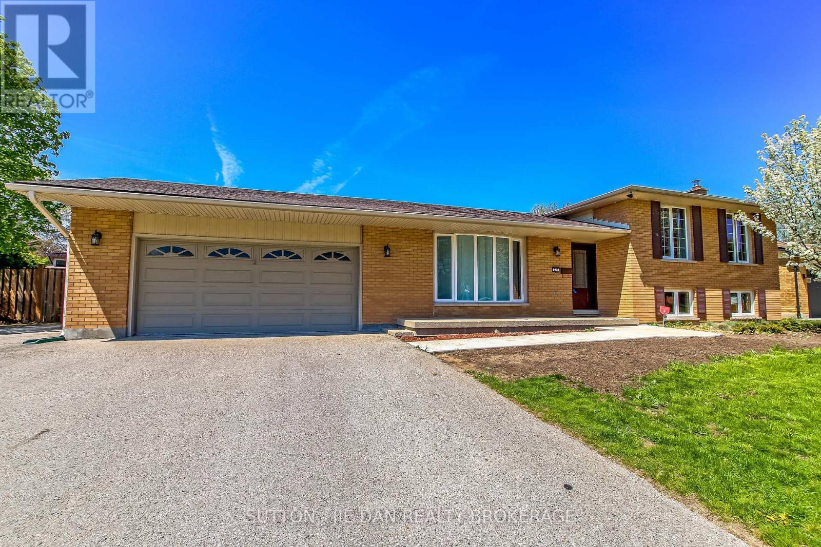 720 Grenfell Drive, London North, Ontario  N5X 2C5 - Photo 31 - X13095098