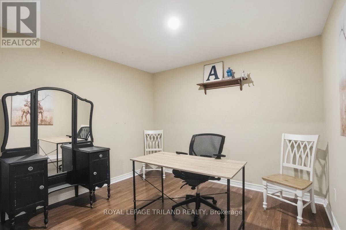 42 Mapleton Place, London South, Ontario  N6K 4A6 - Photo 31 - X13095226