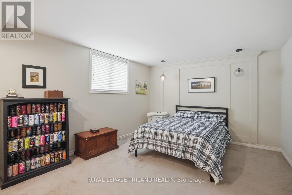 42 Mapleton Place, London South, Ontario  N6K 4A6 - Photo 33 - X13095226