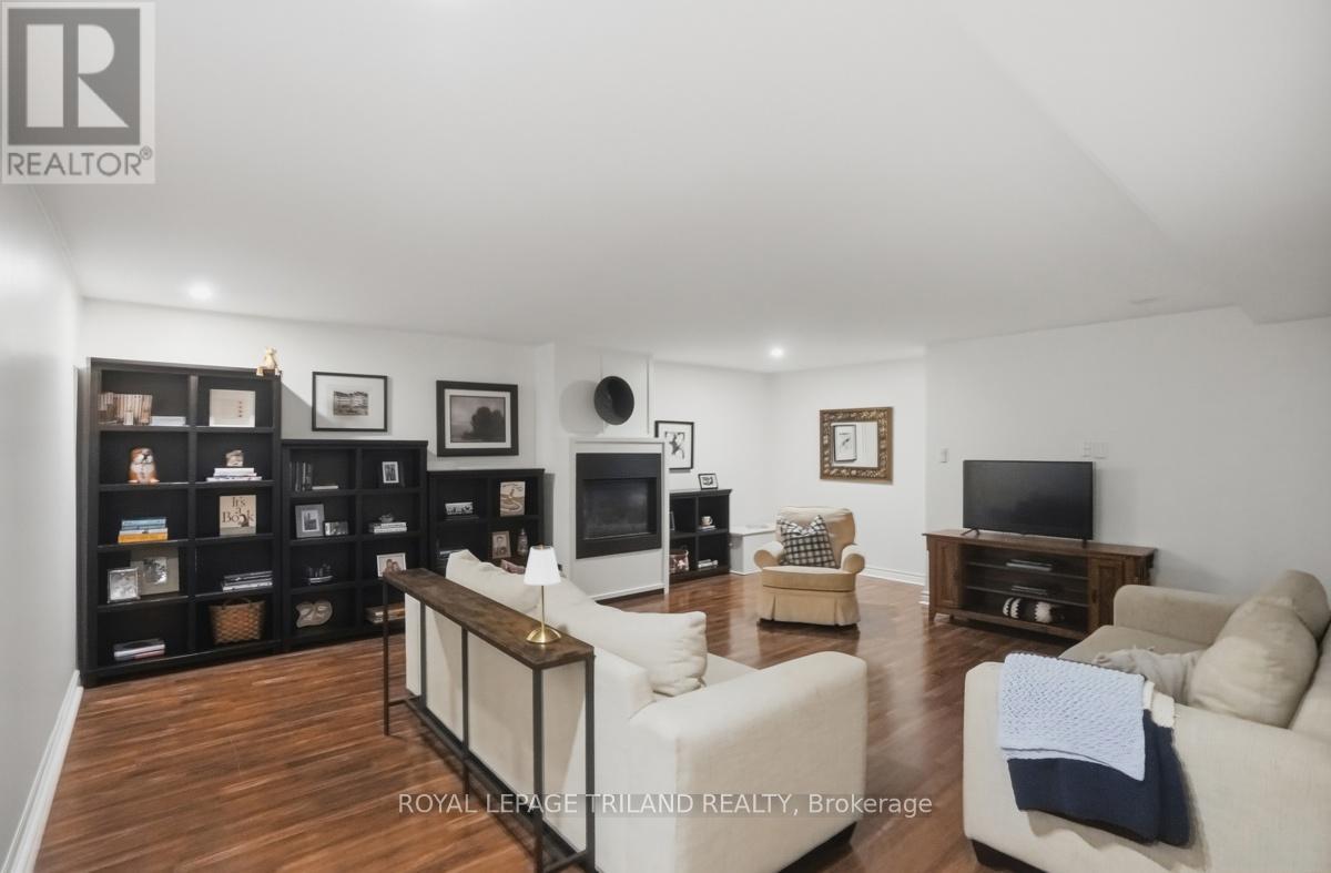 42 Mapleton Place, London South, Ontario  N6K 4A6 - Photo 34 - X13095226