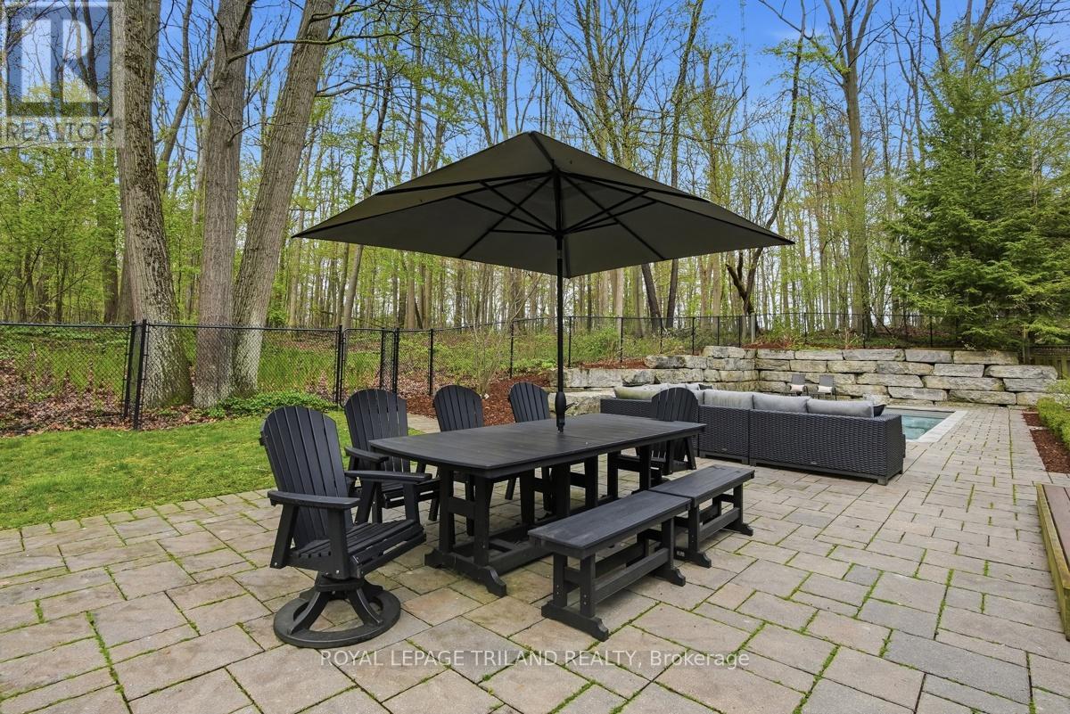 42 Mapleton Place, London South, Ontario  N6K 4A6 - Photo 37 - X13095226