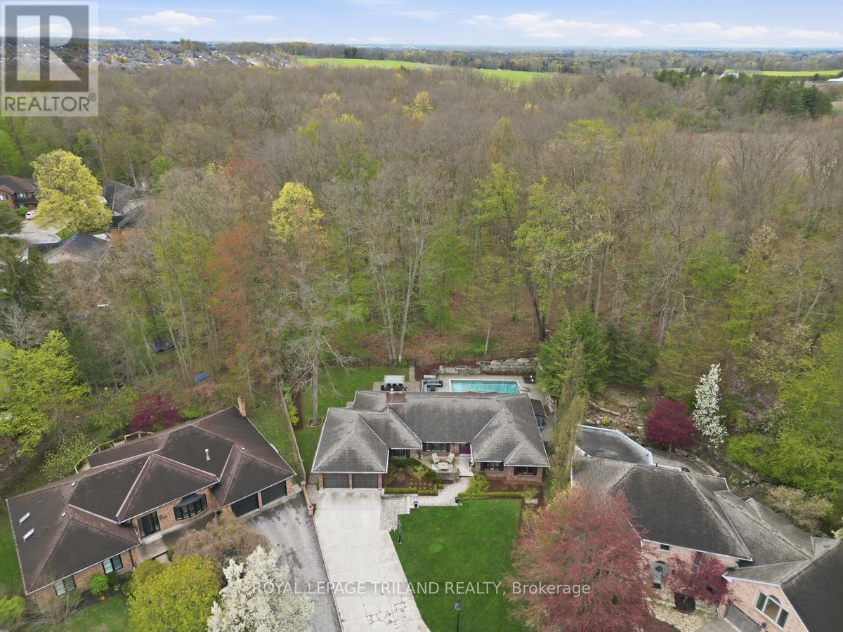 42 Mapleton Place, London South, Ontario  N6K 4A6 - Photo 44 - X13095226